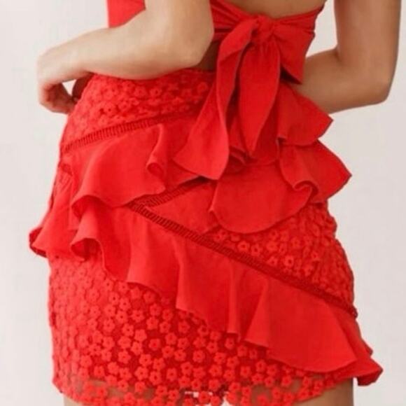 Selfie Leslie Aramis Strapless Lace & Ruffle Detail Dress Red Sz M Christmas - Picture 5 of 14